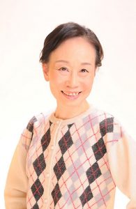 安達　美惠